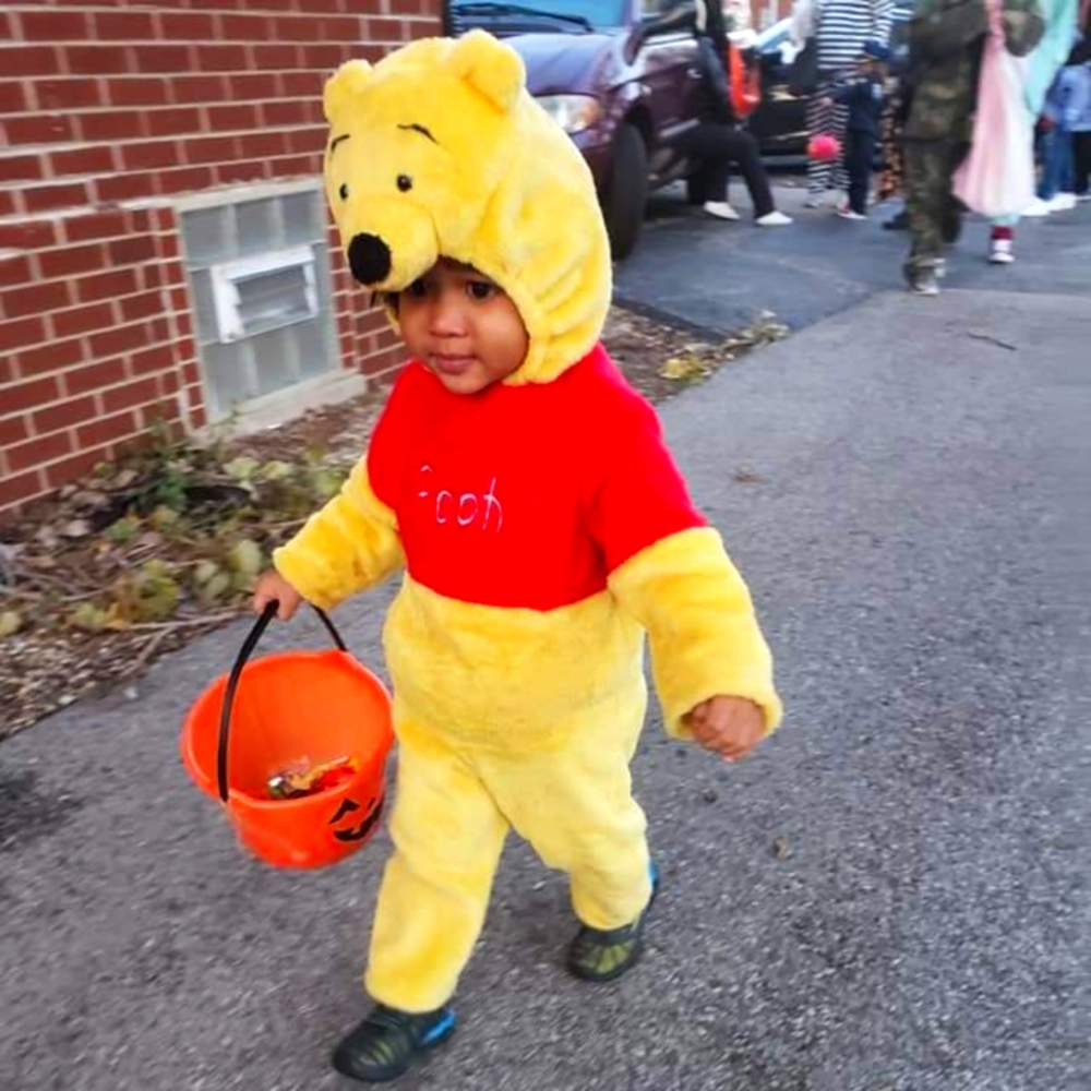 3T-4T Winnie the pooh costume